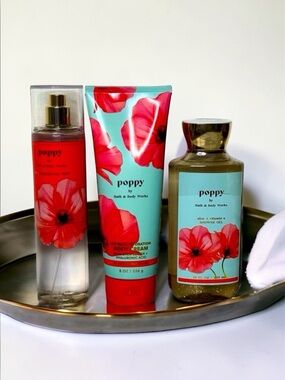 Bath & Body Works Poppy Gift Set Lotion Spray Shower Gel Floral Scents NWT